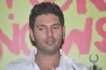 Yuvraj Singh at the launch of Shailendra Singh_s new book in Mumbai on 4th March 2013 (108).JPG